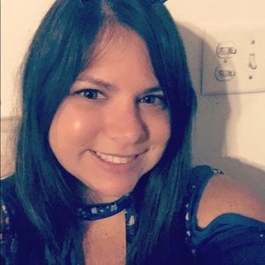 Meet your Posher, Leslie